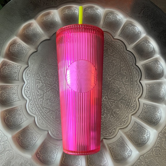 STARBUCKS 2023 24 oz HOT PINK Ribbed Tumbler - Picture 5 of 6